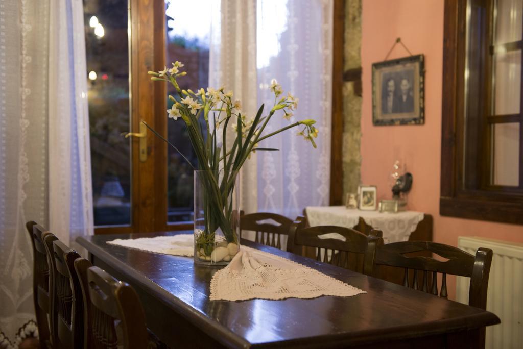 Varosi Guesthouse เอเดสซา ภายนอก รูปภาพ