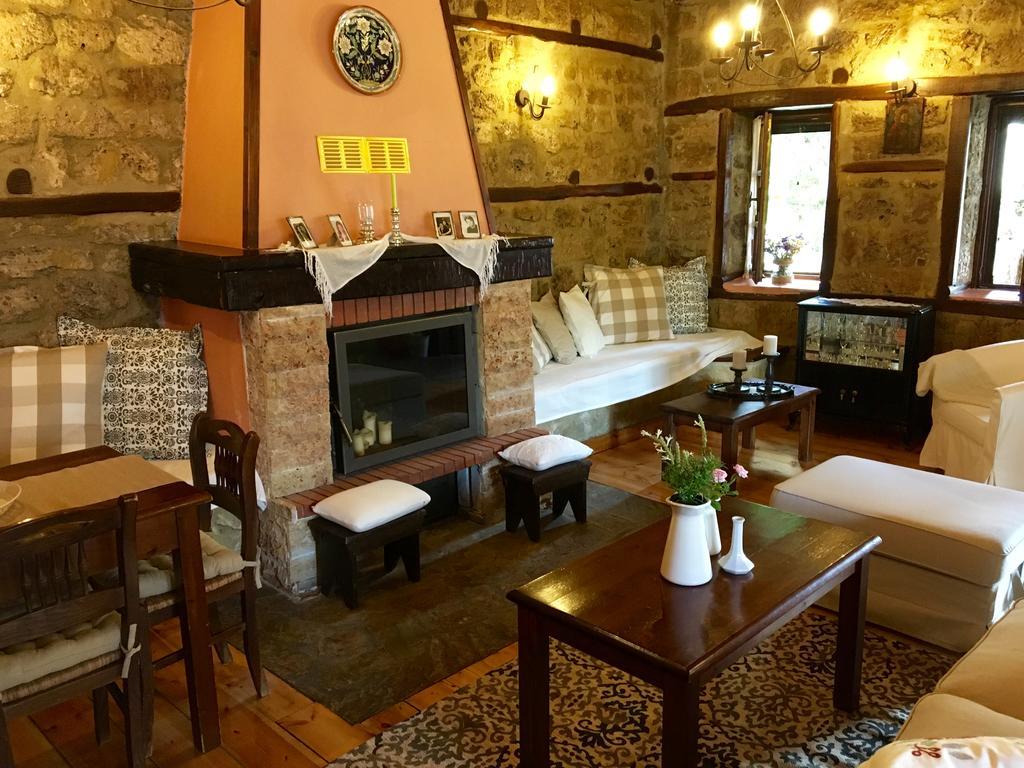 Varosi Guesthouse เอเดสซา ภายนอก รูปภาพ