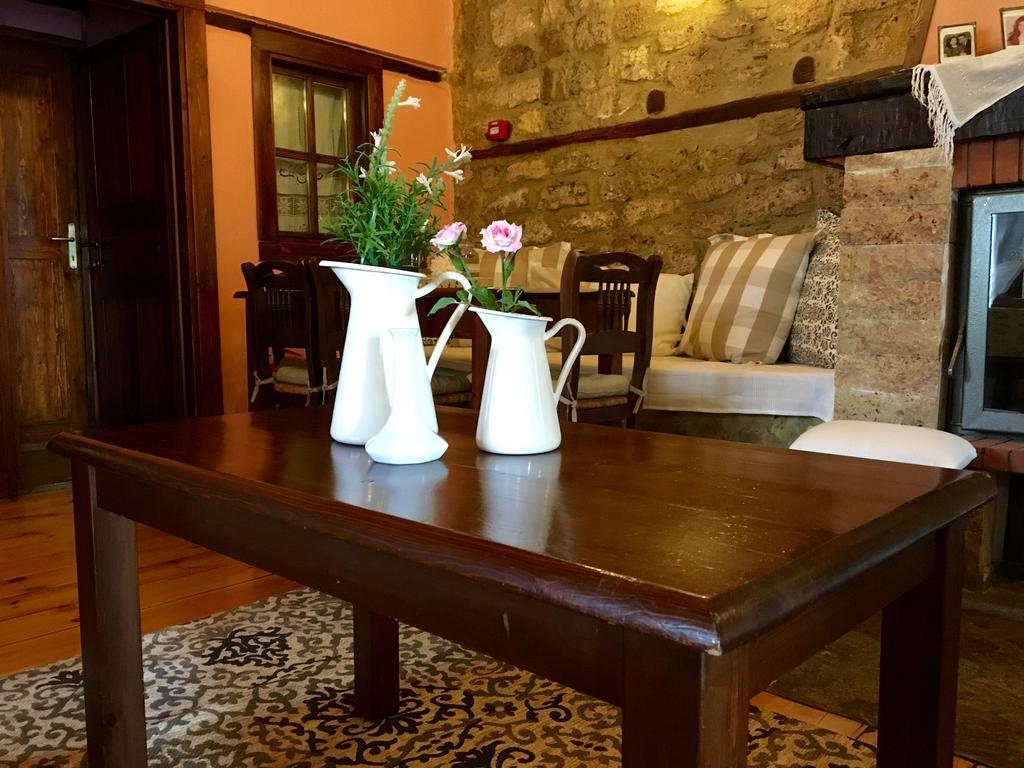 Varosi Guesthouse เอเดสซา ภายนอก รูปภาพ